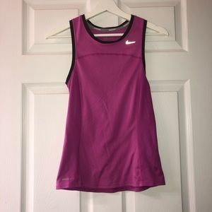 Nike dry fit workout tank!